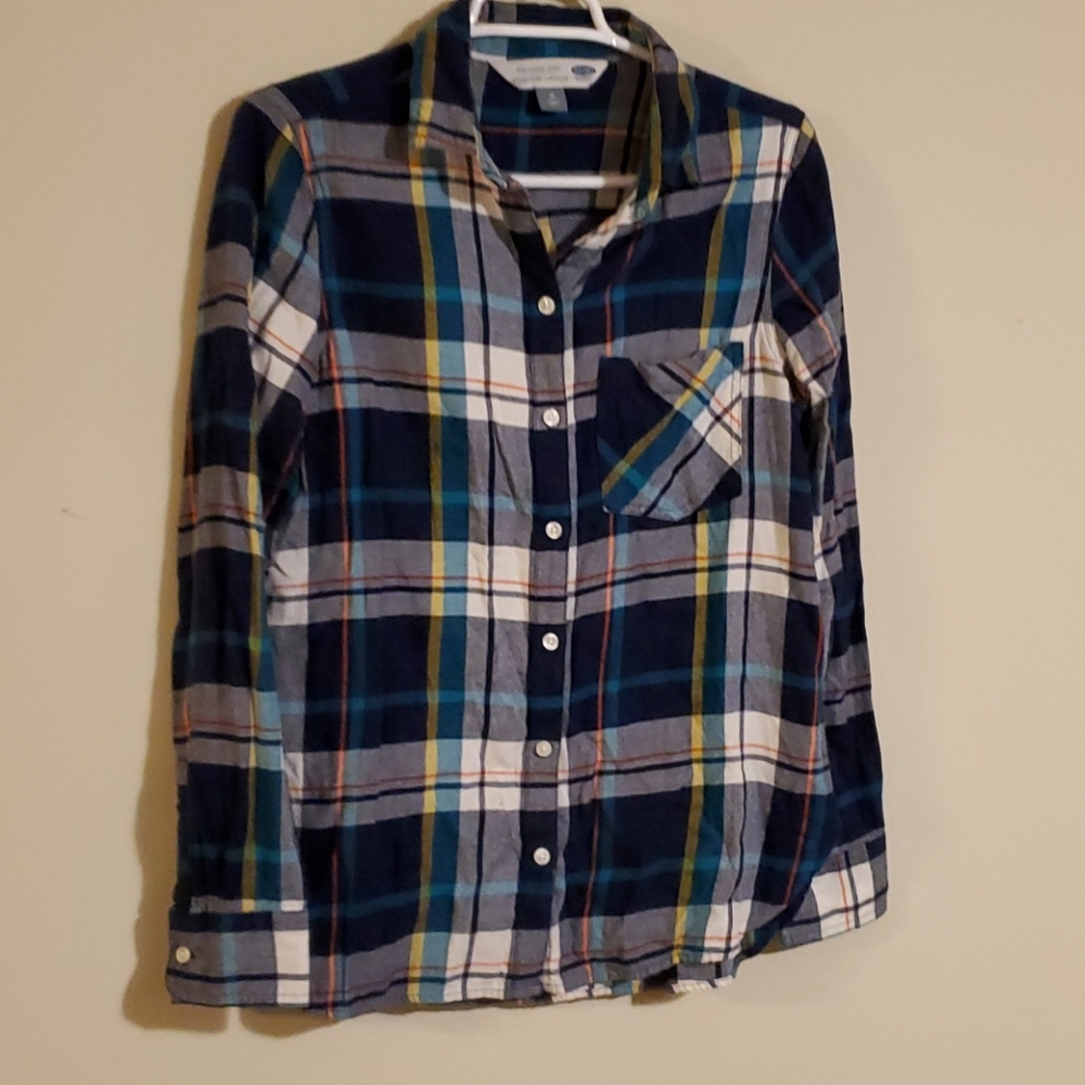 Old Navy flannel/ plaid button up